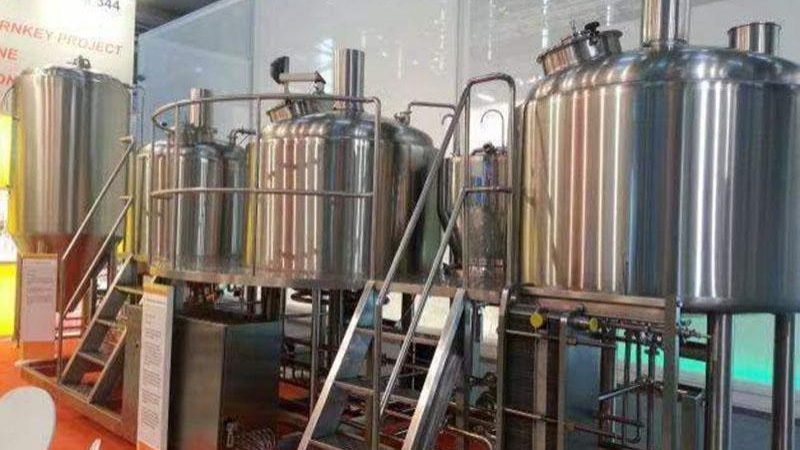 商用炒菜机器人：一小时产能参数揭秘